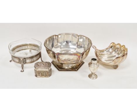 Four items of 800 grade silver&nbsp;including a fruit bowl of circular form on spreading hexagonal foot, 12cm high, a scallop