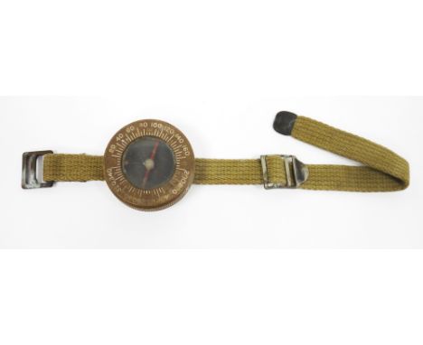 World War II American U.S. issue paratroopers brown bakelite Corps of Engineers armband compass manufactured by Superior Magn