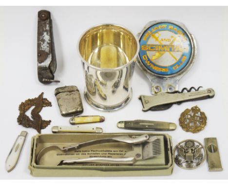 Mixed lot of small collectable items including a Reliant Sabre and Scimitar owners club car badge, a Thornhills New Shooting 