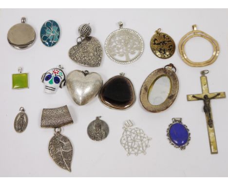 Two vintage sewing baskets&nbsp;filled with a large quantity of costume jewellery, comprising mainly pendants including stone