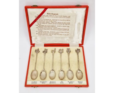 Cased set of George V silver commemorative spoons, London 1936, Saunders Shepherd &amp; Co Ltd, being a set of six spoons tit