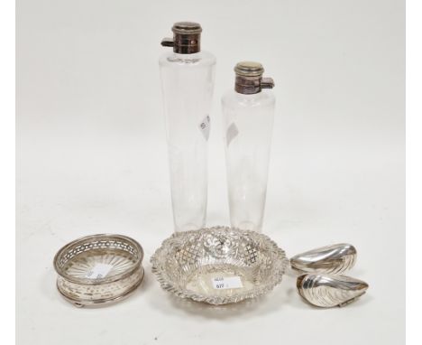 Victorian silver bonbon dish, Sheffield 1894, Cooper Brothers, of circular form with floral and scrolling embossed and pierce