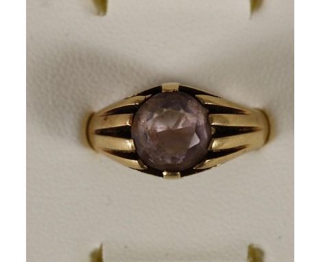 An Edwardian 18ct gold and quartz, single stone ring, Birmingham 1908, 6.9gm, S 1/2 