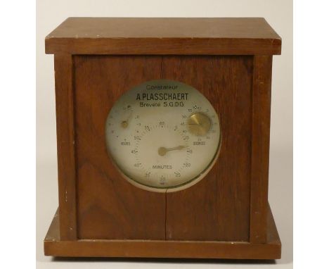 A Constateur A.Plasschaert, Brevete S.G.D.G, a pigeon racing clock with, hours minutes and seconds dials, height 17 cm 