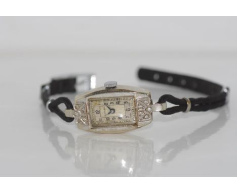 Art Deco Rotary wristwatch in 9ct gold case set with diamonds