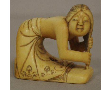 Antique Japanese erotic woman ivory netsuke C1920. May not be exported without CITES documentation. H3.5cms approx.