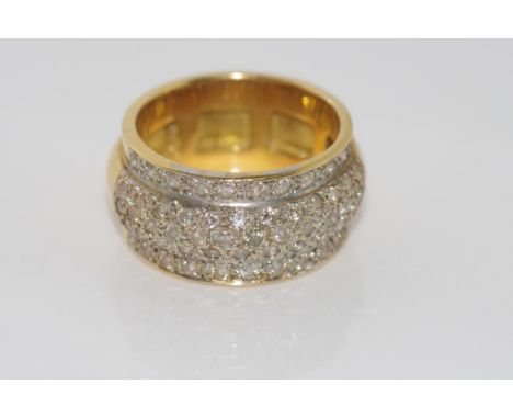 18ct yellow gold and diamond ring weight: approx 11.95 grams, size: approx L-M/6