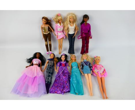 Mattel - Barbie - A group of 10 unboxed Barbie dolls. Lot includes Cool Barbie in Corduroy Dress; Hollywood Nails; Barbie Sno