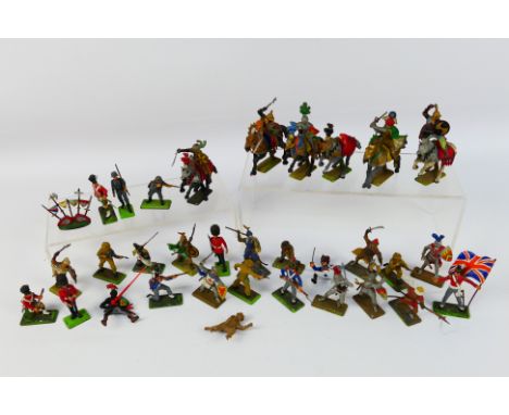 Britains Deetail - An interesting group of approximately 30 unboxed Britains Deetail figures and accessories. Lot includes fi