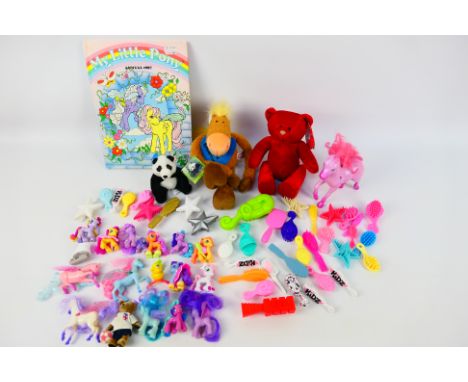 My Little Pony - Hasbro - Others - A My Little Pony 1987 Annual with a collection of loose predominately MLP accessories and 