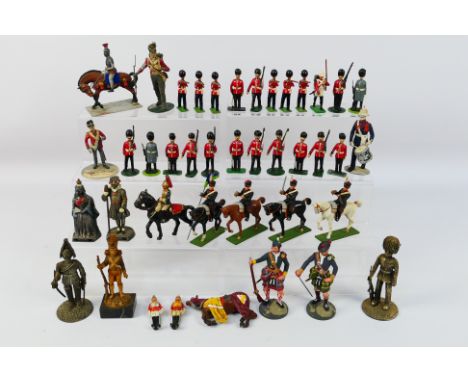 Britains - Lasset - Unknown - A collection of painted metal and some plastic figures including 2 x large scale Britains figur