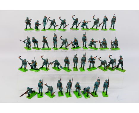 Britains Deetail - An unboxed collection of approximately 40 Britains Deetail German Infantry figures in a variety of poses. 