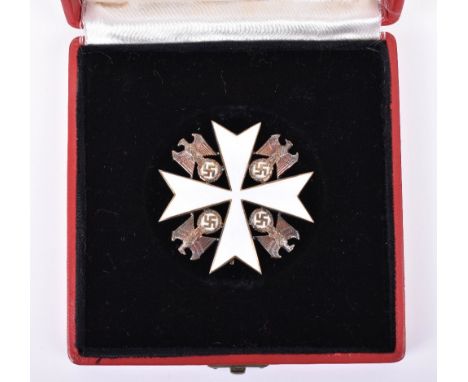 Third Reich Cased Eagle Order 2nd Class Breast Order by Godet Berlin, fine example of the gilt and enamel breast order with o