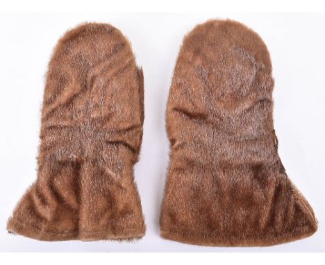 WW1 Royal Flying Corps Beaver Skin Gauntlets, fine condition examples, stamped to the inside with large broad arrow and “323/