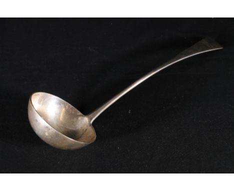 Victorian silver soup ladle of oar pattern by&nbsp;Goldsmiths &amp; Silversmiths Co (William Gibson &amp; John Lawrence Langm