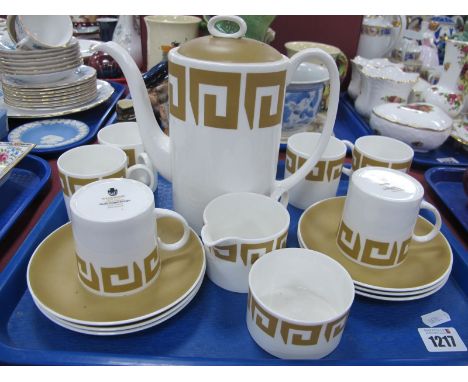 Susie Cooper 'Old Gold Keystone' Coffee Service, of fifteen pieces.