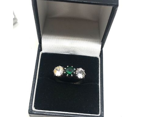 9ct gold and silver vintage green &amp; clear paste trilogy ring (3.5g) 