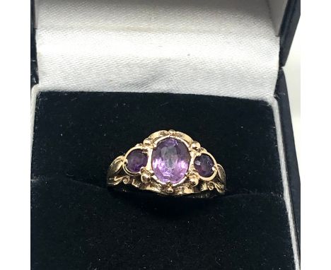 Vintage 9ct gold amethyst ring weight 3.2g london gold hallmarks 