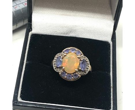 9ct gold tanzanite diamond &amp; fire opal ring weight 3g 