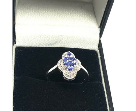 9ct white gold tanzanite &amp; diamond ring weight 2.5g 