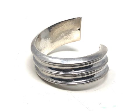 .925 Chunky Minimalist Bangle By Lacquemant (60g) 