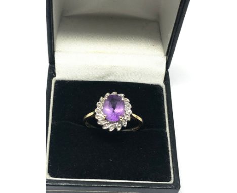 9ct gold amethyst &amp; diamond ring weight 2.5g 