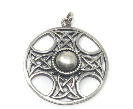 Vintage scottish silver celtic john heart pendant measures approx 3.9cm dia 