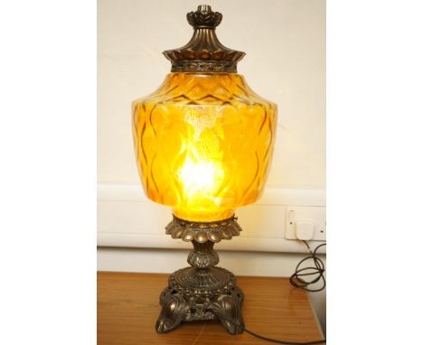 Large table lamp 