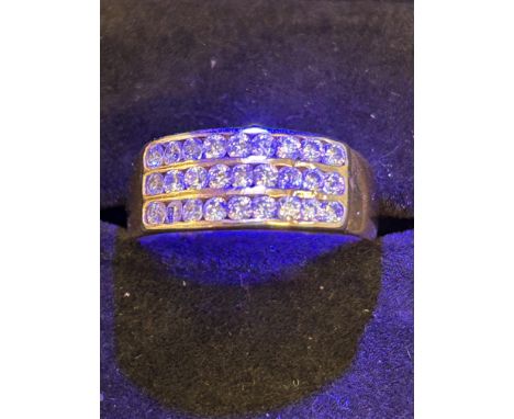 9ct Gold ring set with 27 white stones Size P 