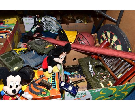 A QUANTITY OF ASSORTED TOYS AND GAMES etc, to include small quantity of 00 gauge Hornby model railway items, plastic army veh