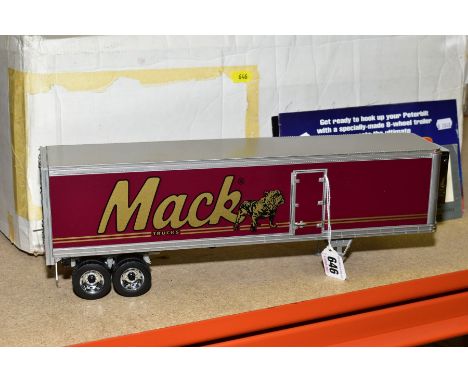 A BOXED PETERBILT FRANKLIN MINT 1:32 SCALE MODEL 379 REPLICA ULTIMATE MACK TRUCKS TRAILER, with certificate and other printed