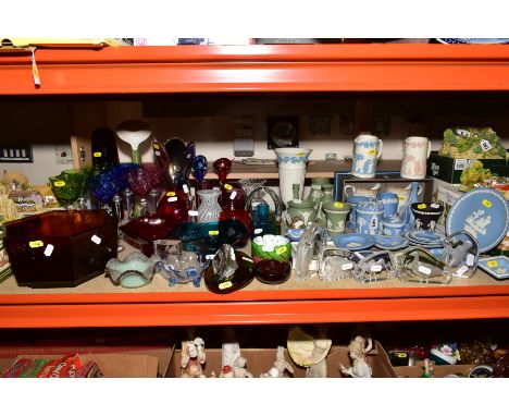 A COLLECTION OF WEDGWOOD JASPERWARE, COLOURED AND CLEAR GLASSWARE, ETC, including five Wedgwood Crystal intaglio bird paperwe