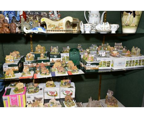 THIRTY ONE LILLIPUT LANE SCULPTURES FROM THE BRITISH COLLECTION, various backstamps, all with deeds and boxed except where me