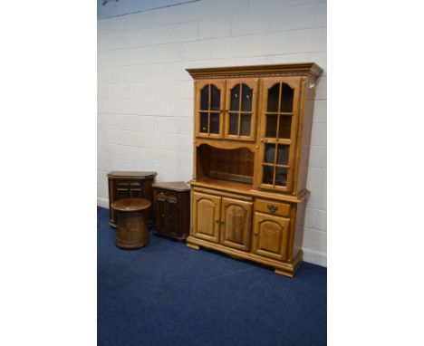 AN AMERICAN OAK TWO DOOR HALL UNIT with a single drawer, a matching corner unit and a similar circular occasional table toget