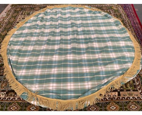 A lined circular plaid tablecloth, with fringe, approx. 220cmD 