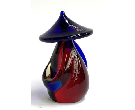 Schiavon Murano art glass, a figure in a wide brimmed hat, signed to base, bears sticker for 'Vetro Artistico Murano', 13cmH 