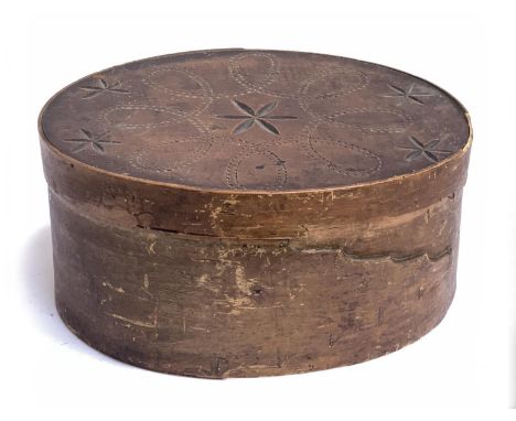 A 19th century Norwegian folk art 'Tine' bentwood box, with carved decoration to lid, 38.5x29.5x18cmH 