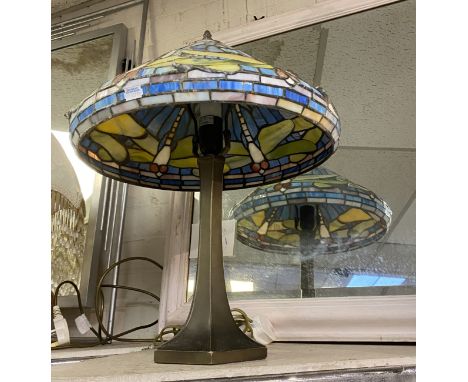 LARGE TIFFANY STYLE DRAGONFLY LAMP - 51 CMS (H) APPROX