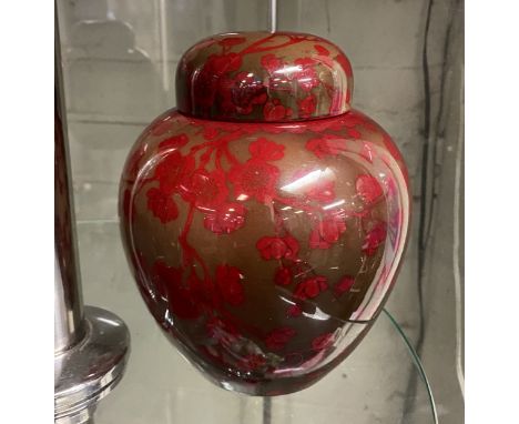 BERNARD MOORE GINGER JAR - 17 CM (H) APPROXThe vase is in good condition for its age. There is some crazing and light scratch