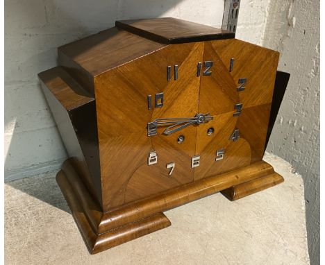 ART DECO MANTLE CLOCK
