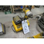 DeWalt 1/4" cordless impact driver DCD825