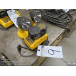 (2) DeWalt cordless flashlights w/(1) battery