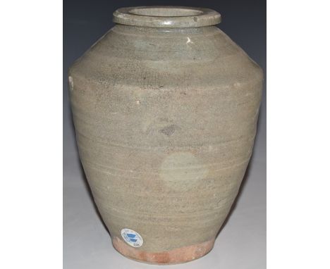 Chinese Kangxi period celadon glazed vase from the Vung Tau cargo, with original Christie's label,  H20.5cm