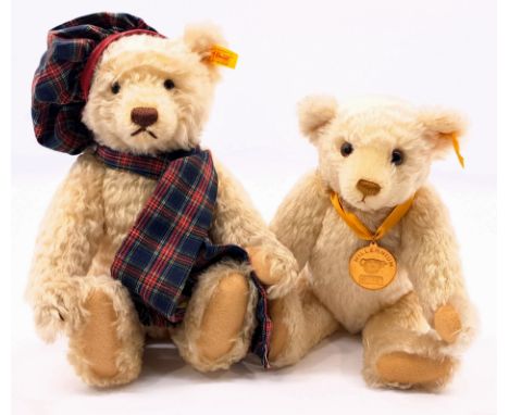 Steiff teddy bear pair including: (1) Hamish (winter) Danbury Mint Four Seasons bear, off white mohair, yellow tag 654459, ti