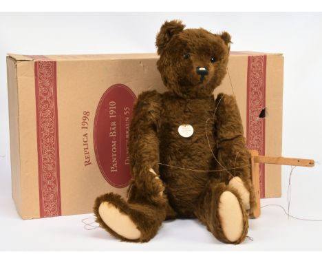 Steiff Phantom-Bear 1910 replica teddy bear, white tag 406614, LE 4000, 1998, dark brown mohair, fitted with pull-voice and o