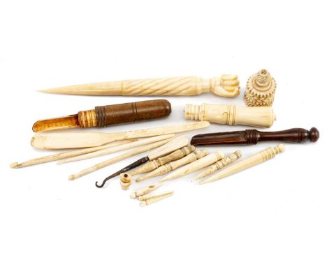 ASSORTED WOOD & BONE TREEN, including apple corers, marrow scoop, small pegs, crochet hook, button hook, small fid/pricker ca