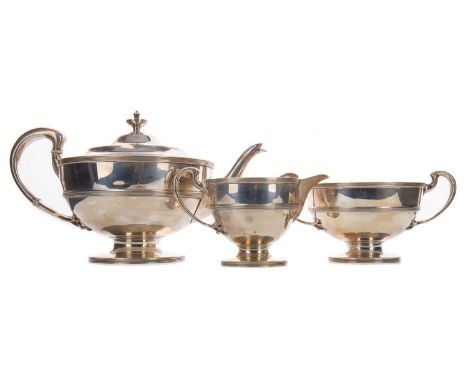 GEORGE V SILVER THREE PIECE TEA SERVICE MAKER LAWSON & CO., GLASGOW 1924 comprising teapot, sugar bowl and cream jug, each of