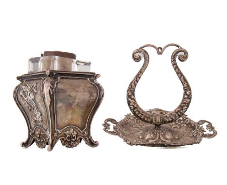 EDWARDIAN SILVER POCKET WATCH STAND MILLER BROS., BIRMINGHAM 1904 with lyre shaped support to foliate and scroll embossed twi