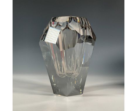 Exquisite vessel that was part of the Home and Interior collection. This large vessel was made in satin crystal. Swarovski et