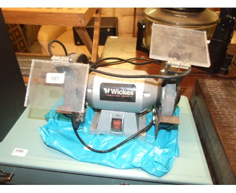 WICKES BENCH GRINDER